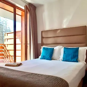 Aparthotel Adonis